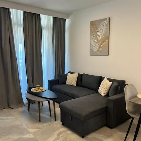 Lazuli Beachfront Sea View Ap 34