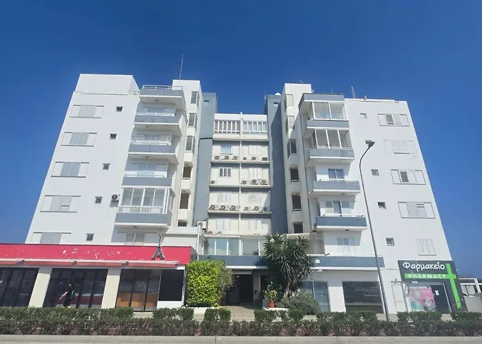 Lazuli Beachfront Sea View Ap 34 Larnaka