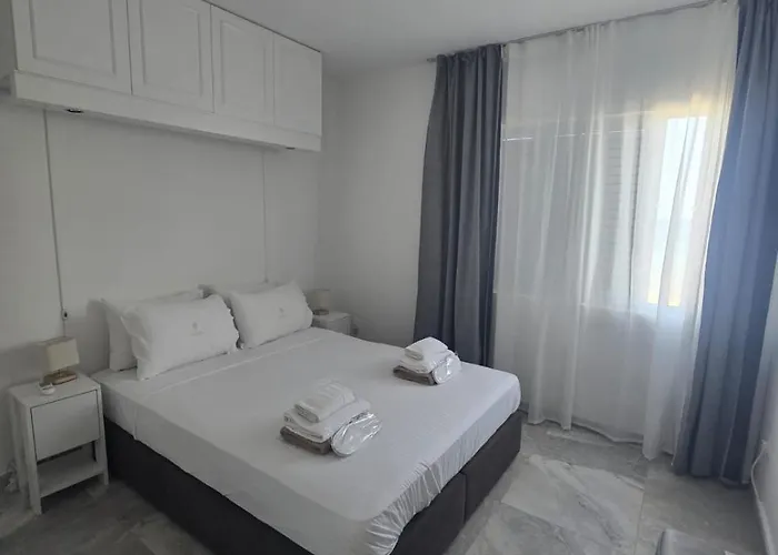 Lazuli Beachfront Sea View Ap 34 Larnaka
