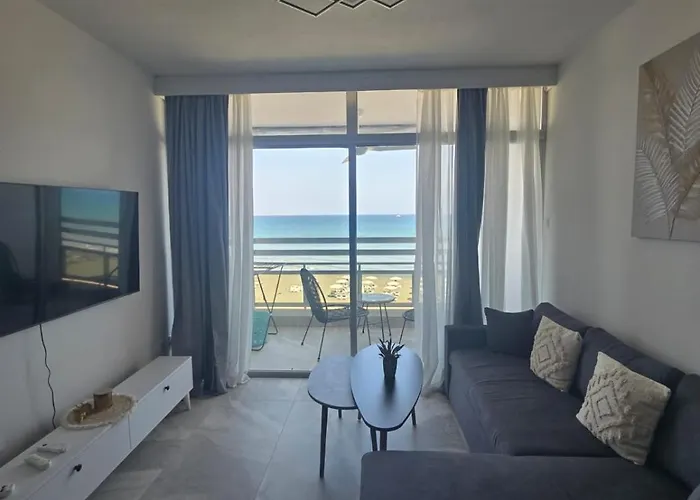 Apartment Lazuli Beachfront Sea View Ap 34