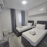 Apartment Lazuli Beachfront Sea View Ap 34