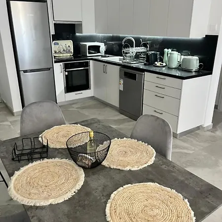 Lazuli Beachfront Sea View Ap 34 Apartment