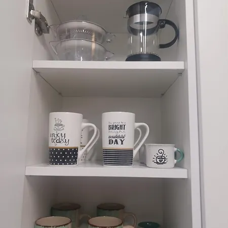 Lazuli Beachfront Sea View Ap 34 * Larnaca